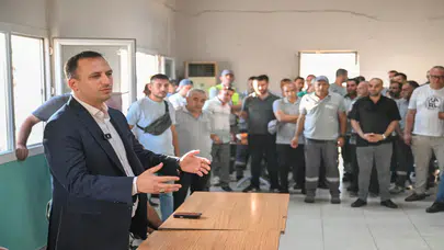 Başkan Eşki'den alev savaşçılarına teşekkür ziyareti: "Memleketin ağacına ve çiçeğine sahip çıktınız"