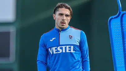 Abdülkadir Ömür Süper Lig’e Geri Döndü: Antalyaspor’la Sürpriz Anlaşma!