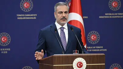 Hakan Fidan ve Kuzey Makedonya Dışişleri Bakanı Timco Mucunski bir araya geldi