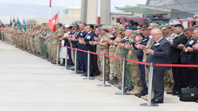 Şehitlerimize veda: Bakan Güler'in katılımıyla duygusal cenaze töreni düzenlendi