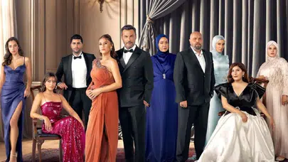 Kızılcık Şerbeti 4. Sezon Tarihi Netleşti: İzleyiciyi Neler Bekliyor?