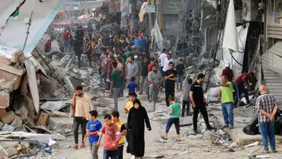 İsrail'in Gazze'deki saldırılarında 49 Filistinli hayatını kaybetti, çocukların okulu da hedef alındı