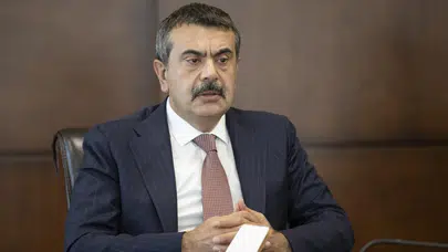 Eğitimde değişim sinyali: Bakan Tekin, talep gelirse reform yapılacağını duyurdu
