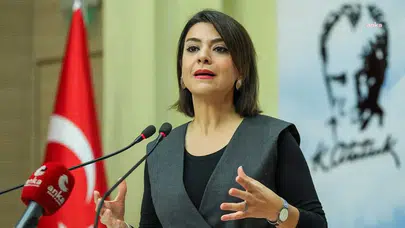 CHP'den Bakan Tekin'in eğitim süresi açıklamasına sert eleştiri!