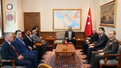 Türkiye ve Libya'dan Askeri İşbirliği Adımı: Bakan Güler, Libya Savunma Bakan Vekili'ni Kabul Etti