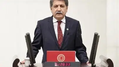 CHP’li Mühip Kanko: “Bu düzeni değiştirmek boynumuzun borcudur!”