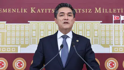 İYİ Parti'den hükümete sert eleştiri: Terör liderinin süreci ülkeye hayır getiremez!