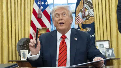 ABD Başkanı Donald Trump, Ukrayna'ya ek savunma silahları göndereceğini duyurdu