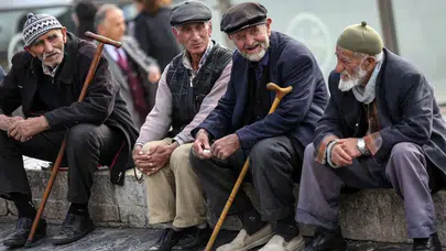 DEM Parti’den Yargıtay Kararına Soru Önergesi: Emeklilerin Maaşları Korunacak mı?