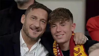 Francesco Totti’nin Oğlu Cristian Futbolu Bıraktı: "Soyadım Yük Oldu"