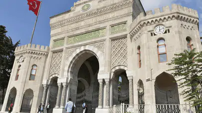 İstanbul Üniversitesi'nde Akademisyene Taciz İddialarını Gündeme Getiren Öğrencilere Soruşturma!