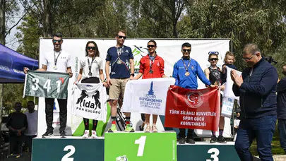 İzmir Büyükşehir Belediyesi Triatlon Takımı, 2025 hedefiyle başarılarına devam ediyor!