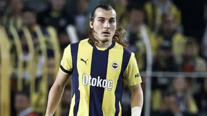 Savunmada Değişim Rüzgarı: Fenerbahçe, Çağlar Söyüncü ile Yollarını Ayırıyor