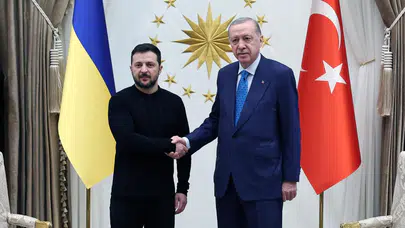 Erdoğan ve Zelenski’den Türkiye-Ukrayna ilişkileri için verimli telefon görüşmesi