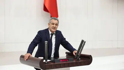 DEM Partili Yılmaz Hun Tarım Bakanı’na Seslendi: “Şap Krizi Derinleşiyor, Bakanlık Nerede?”