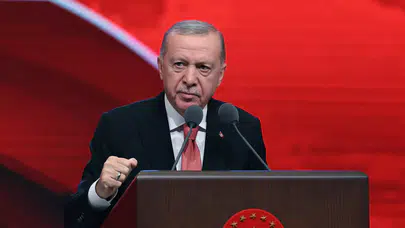 Cumhurbaşkanı Erdoğan'dan Malazgirt Zaferi mesajı: "Ruhu yaşatmak, mirası aktarmak bizim görevimiz"