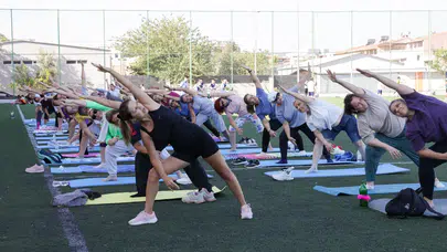 Buca Belediyesi, kadınlar için ücretsiz yoga kurslarıyla sağlıklı yaşam sunuyor!