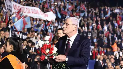 İYİ Parti Bursa’dan “Birinci Vazifen” Mitingiyle Milli İradeye Sahip Çıkıyor