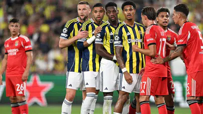 Fenerbahçe, Benfica ile Şampiyonlar Ligi'nde 0-0 berabere kalarak ikinci maça umut taşımayı başardı