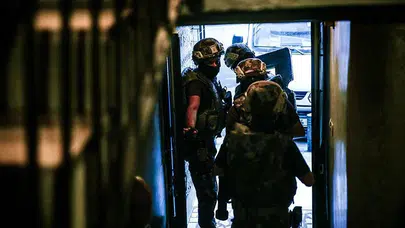 İçişleri Bakanı Ali Yerlikaya Duyurdu: 10 Günde 70 İlde Uyuşturucu Operasyonu, 940 Gözaltı