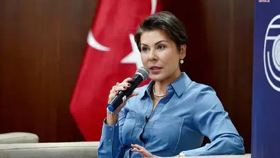 Pınar Türker’den Cezaevinden İlk Mesaj: “Başım Dik, Alnım Ak”