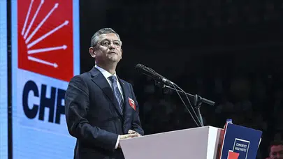 Özgür Özel, Şehit Eren Bülbül ve Astsubay Ferhat Gedik’i Rahmetle Andı