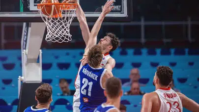 A Milli Basketbol Takımı, EuroBasket'ta Çekya'yı 92-78 yenerek ikinci galibiyetini aldı