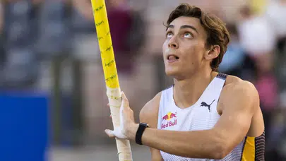 Armand Duplantis Kimdir? Dünya Rekorlarının Efendisi ve Yaşayan Efsane