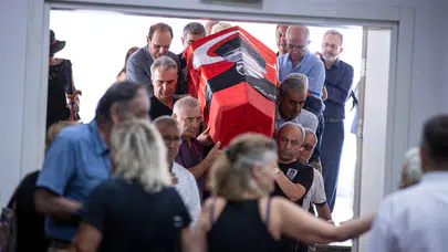 Cemil Tugay, hocası Prof. Dr. Emel Tümbay'ı unutmadı: "O bizim için ölmeyecek"