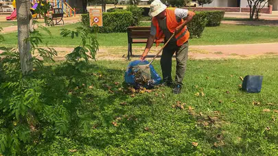 Manavgat Belediyesi’nden Park ve Yeşil Alanlara Yoğun Mesai