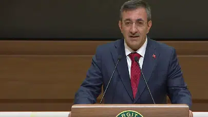 Cumhurbaşkanı Yardımcısı Cevdet Yılmaz: Yeni sivil anayasa ile Türkiye'yi vesayet zincirlerinden kurtaracağız
