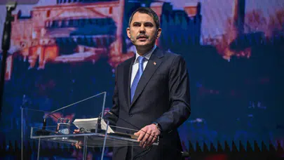 Murat Kurum: Deprem konutlarının yüzde 70'i tamamlandı, yeni sosyal konut projesi ile gençlere kontenjan ayrılacak