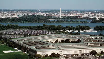 Trump'tan Sansasyonel Adım: Savunma Bakanlığı "Savaş Bakanlığı" Olacak