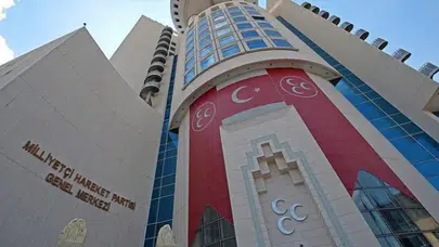 MHP: Washington, en kısa sürede Türkiye'nin dostu mu düşmanı mı olduğunu netleştirmelidir