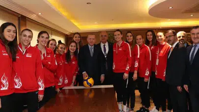 Erdoğan'dan Filenin Sultanlarını tebrik etti