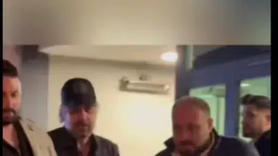 Sözde muhabir Nejat İşler'e kafa attı