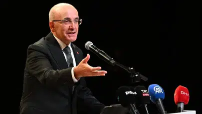 Hazine ve Maliye Başkanı Mehmet Şimşek: Cari denge iyileşiyor, dış ticaret açığı daralıyor