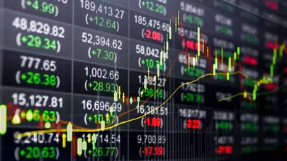 ABD istihdam verileri hayal kırıklığı yarattı, Dolar zayıfladı, Altın tarihi zirveye ulaştı