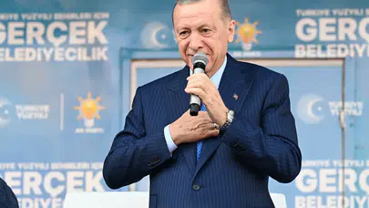 Erdoğan'ı gören telefona sarıldı