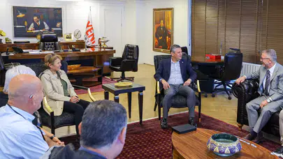 Özgür Özel, 10 Ekim Barış Derneği heyetini kabul etti ve duruşmaya katılacak