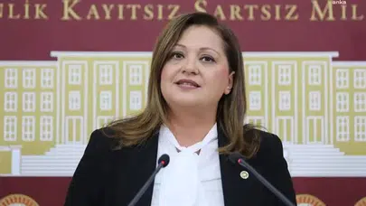 CHP'Lİ BURCU KÖKSAL:ÇİFTÇİ ZARAR EDİYOR, KÖYLERİMİZ GÖÇ VERİYOR