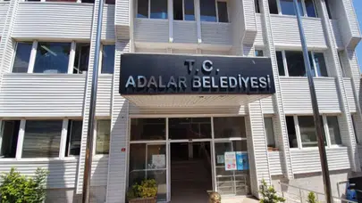 Adalar Belediye başkan vekilliği seçimi gerginliği! AK Partili Kemal Türkyılmaz kazandı