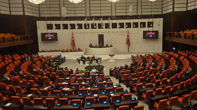 TBMM'de iç tüzük 'sopası': Baydemir ceza alan ilk milletvekili oldu