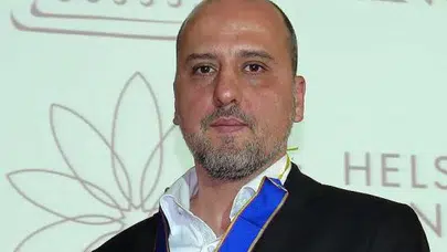 Gazeteci Ahmet Şık gözaltına alındı