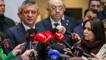 CHP LİDERİ ÖZGÜR ÖZEL: “KARARSIZLAR DA CHP’YE GELİYOR”