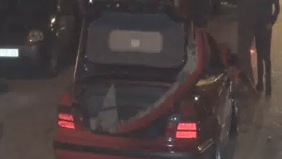 Kontrolden çıkan spor otomobil sokağı savaş alanına çevirdi