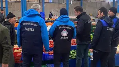 Balıkesir'de Zabıta Ekipleri Pazar Yerlerinde Denetim Gerçekleştirdi