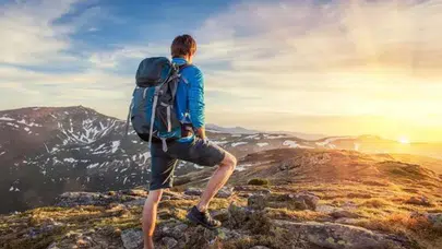 Turist gelmiyor diye yakınıyoruz! Gelen turiste bakın ne yapıyoruz...