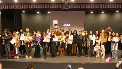 Mersin'de Minik Bilim Kahramanları Arkeoloji Temasıyla Buluştu