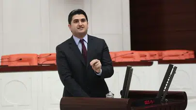 CHP'li Adıgüzel: Suriyelilere Verilen Çalışma İzni Kayıt Dışılıkla Mücadelede Ne Kadar Etkili?